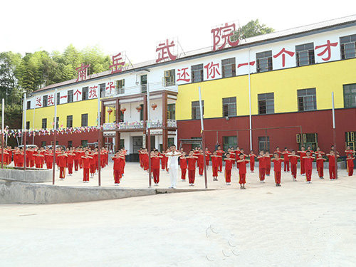 学校